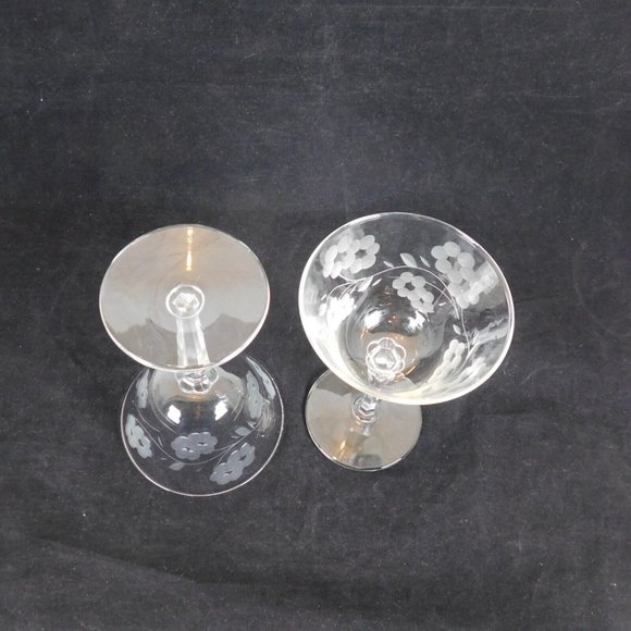 Set of 2 Libbey Glass Glenmore Etched Champagne Tall Sherbet 6 in tall Vintage - Picture 12 of 12